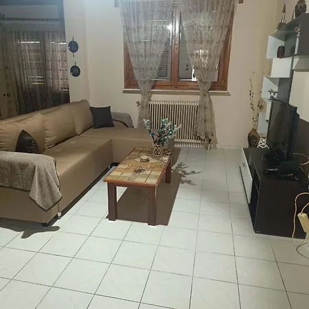 Michael House Апартамент *